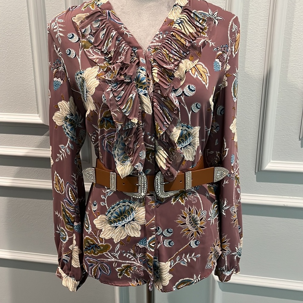 Beautiful Ruffle Blouse
